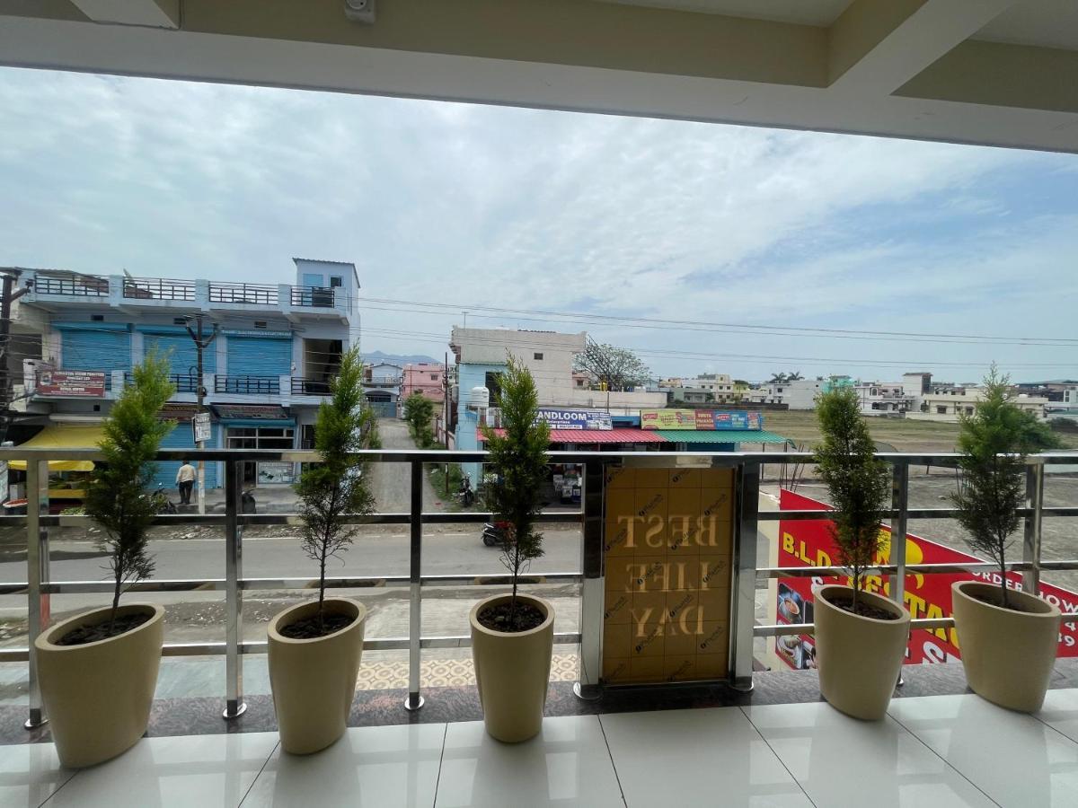 Bld Restaurant And Home Stay Ντεχραντούν Εξωτερικό φωτογραφία